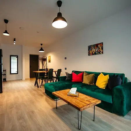 Apartment Mountain Retreat *